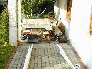 LR - 144002080 - Spare safari roof under balcony
