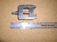 LR - 144002080 - Tool 605862 - Extractor, intermediate shaft, transfer box
