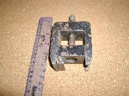 LR - 144002080 - Tool 605862 - Extractor, intermediate shaft, transfer box
