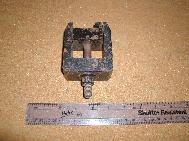 LR - 144002080 - Tool 605862 - Extractor, intermediate shaft, transfer box
