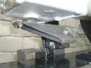 LR - 144002080 - Gearbox mounting - rear rhs
