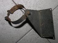 LR - 144002080 - Brake and clutch reservoir - Bracket
