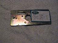 LR - 144002080 - Bonnet catch plate (new)
