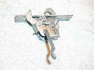 LR - 144002080 - Bonnet catch release mechanism assembly
