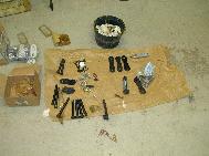 LR - 144002080 - Spring shakles and bolts
